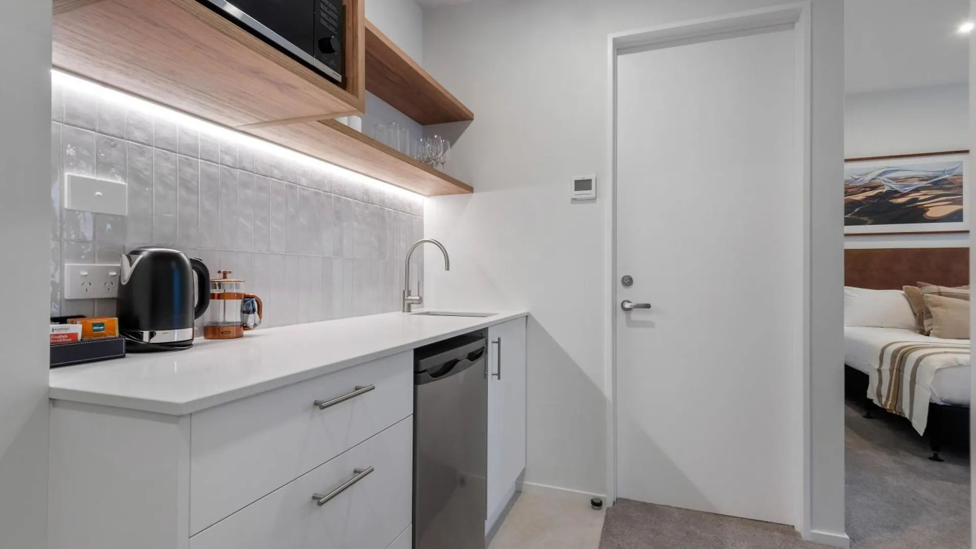 Southwark Hotel & Apartments Christchurch Aparthotel